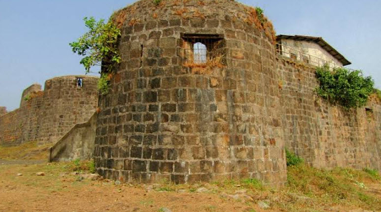 Madh Fort, India